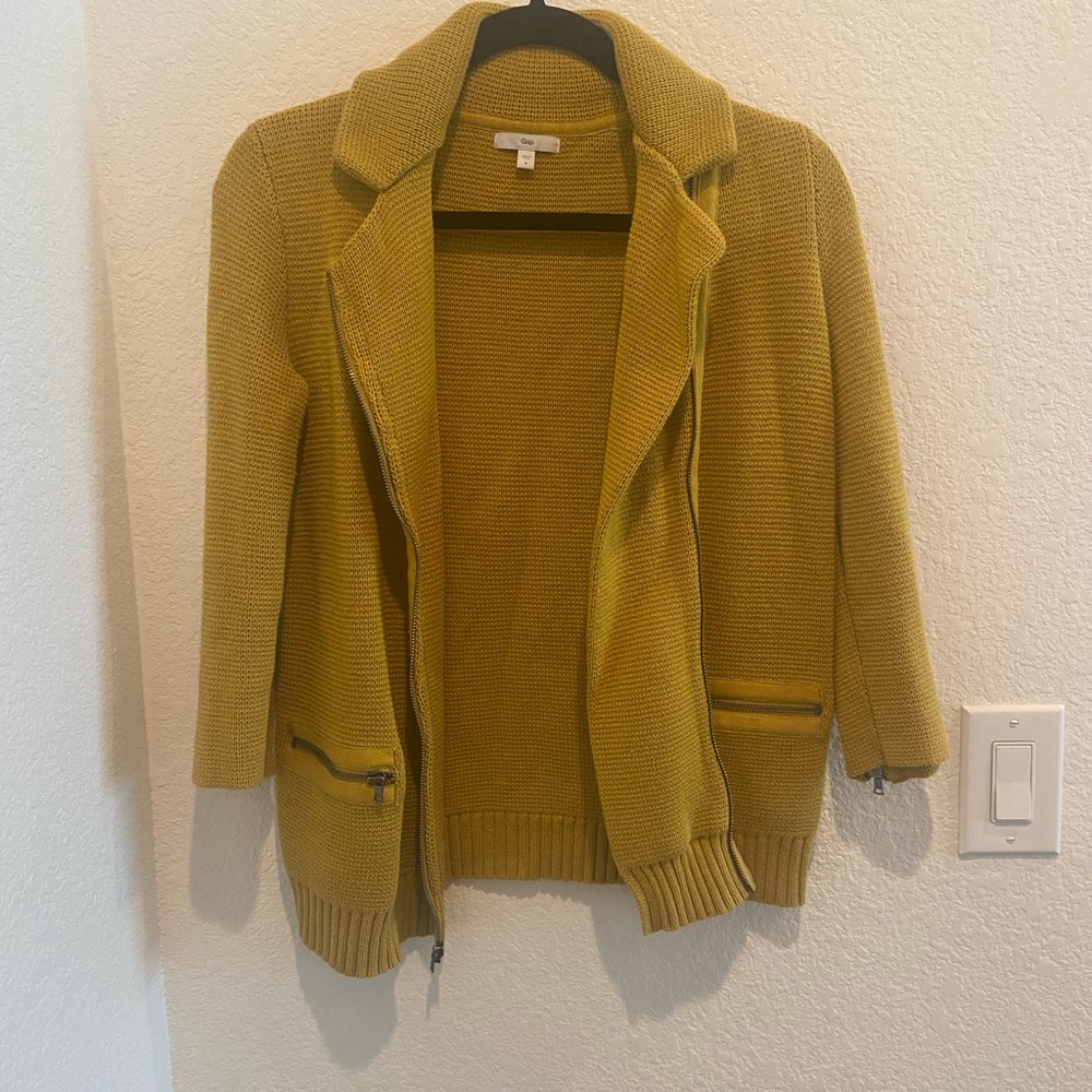 Citron Gap knit zip up Size: Small